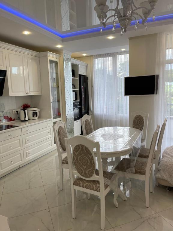 Rooms Appartamento House Home - Housity