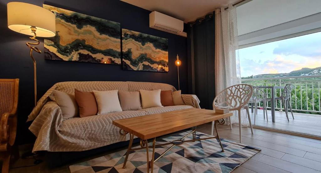 Nespecifikovaný výhled na hory nebo výhled na hory při pohledu z apartmánu