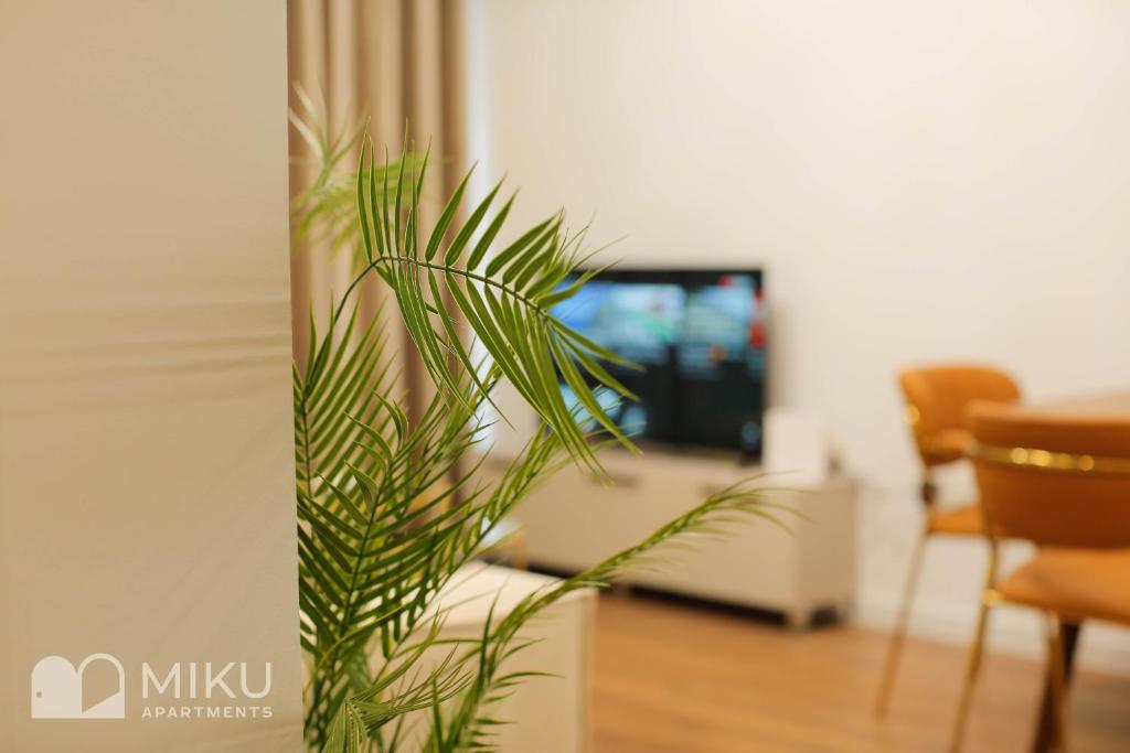 Miku Apartment - LUX 2Bd Apartment At City Center - Image 6