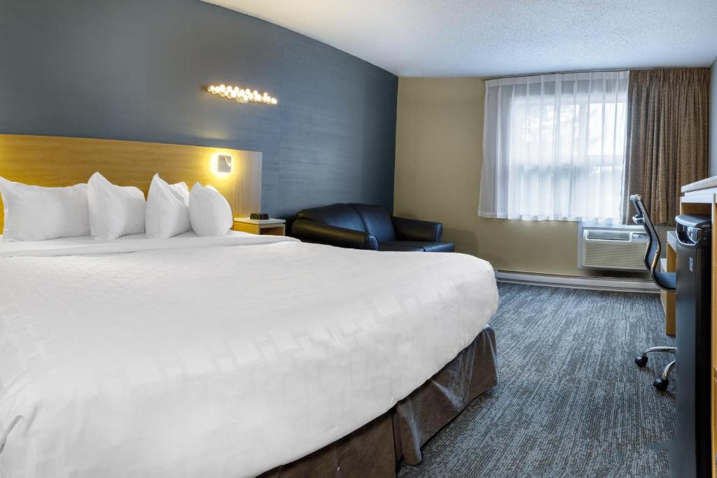 Clarion Pointe Quebec Airport - Resim 2