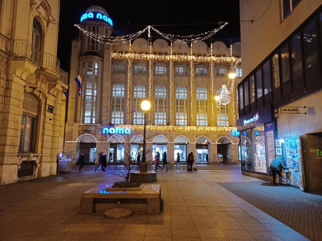 Budova, v ktorej sa apartmán nachádza