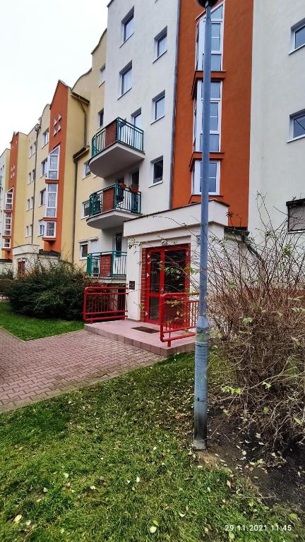 Budova, v ktorej sa apartmán nachádza
