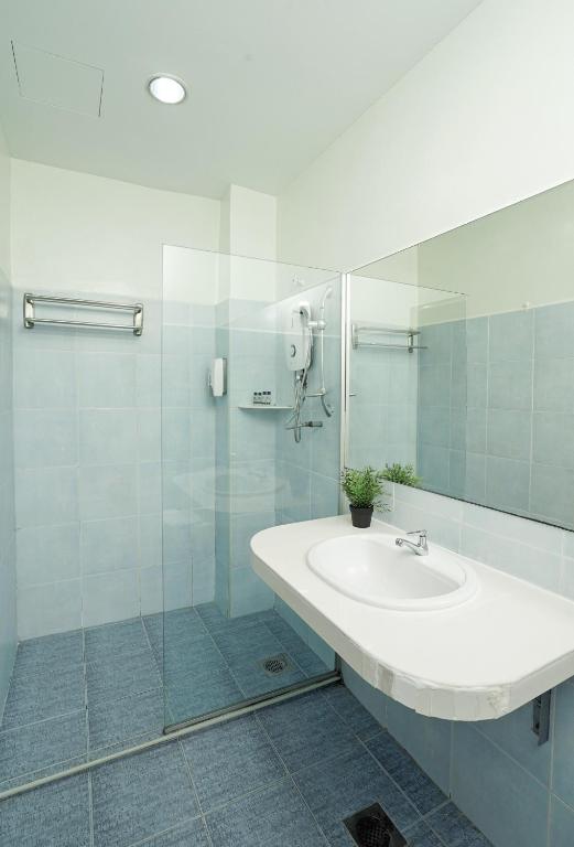 Koupelna v ubytování RJ Hotel Kulai