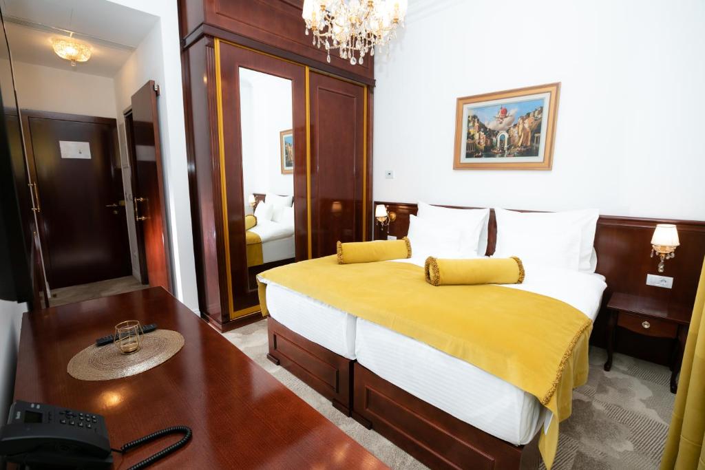 Postel nebo postele na pokoji v ubytování Hotel Integra Banja Luka