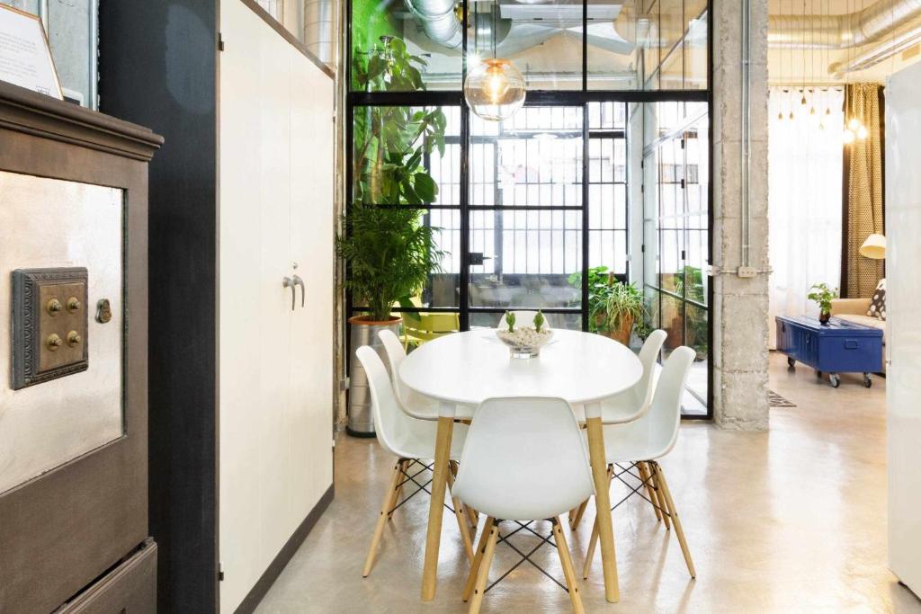 Monkeys Apartments Luxury MetaLoft, Sevilla – Bijgewerkte ...