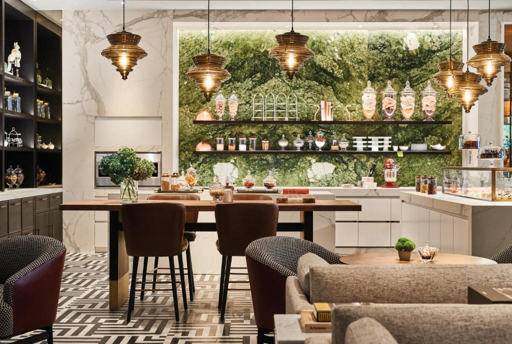 Rosewood Villa Magna Madrid, November 2021