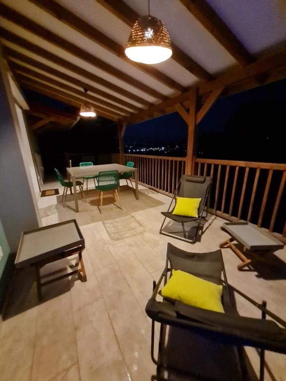 Balkón nebo terasa v ubytování La Maison