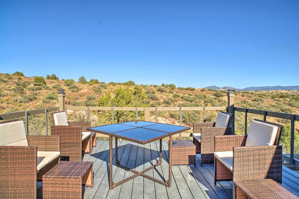 The Roadrunner - Silver City Oasis with Views