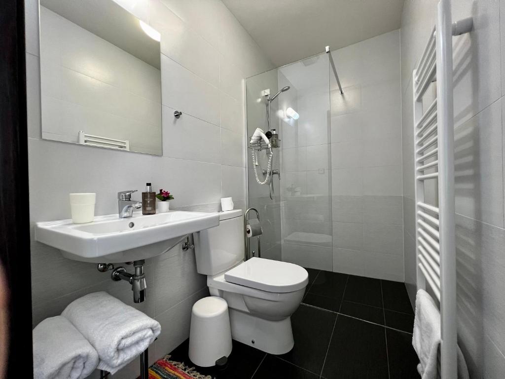 Grand Petit Hotel ex Shato Gesson - Resim 5