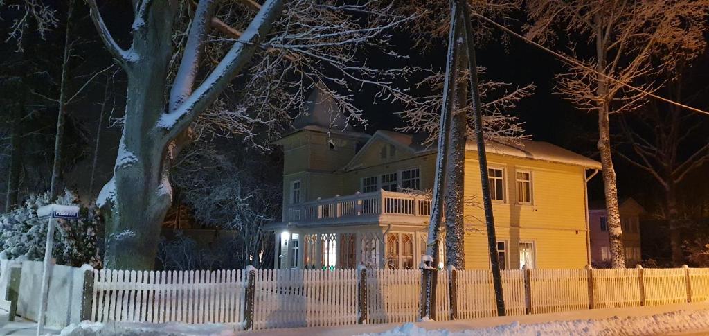 The Cat house Jurmala - Six-Bedroom House
