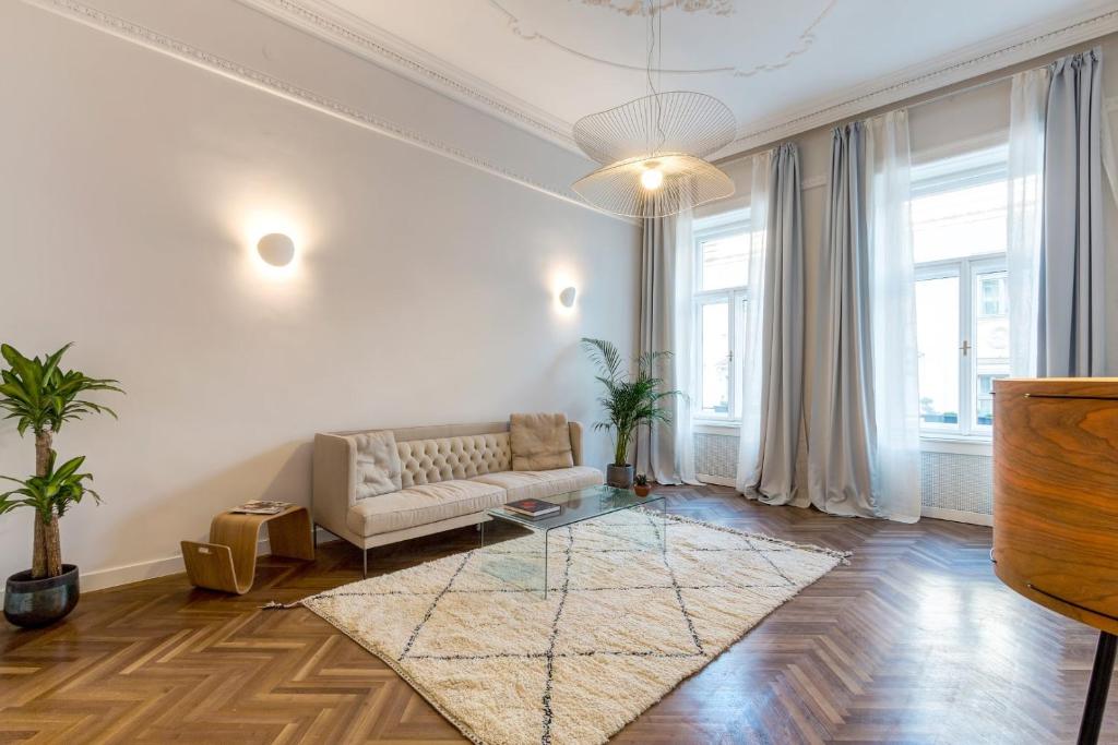 Posedenie v ubytovaní Central Basilica Apartman