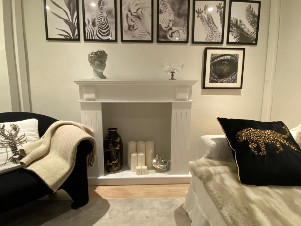 A seating area at Appartamento Torino Centro