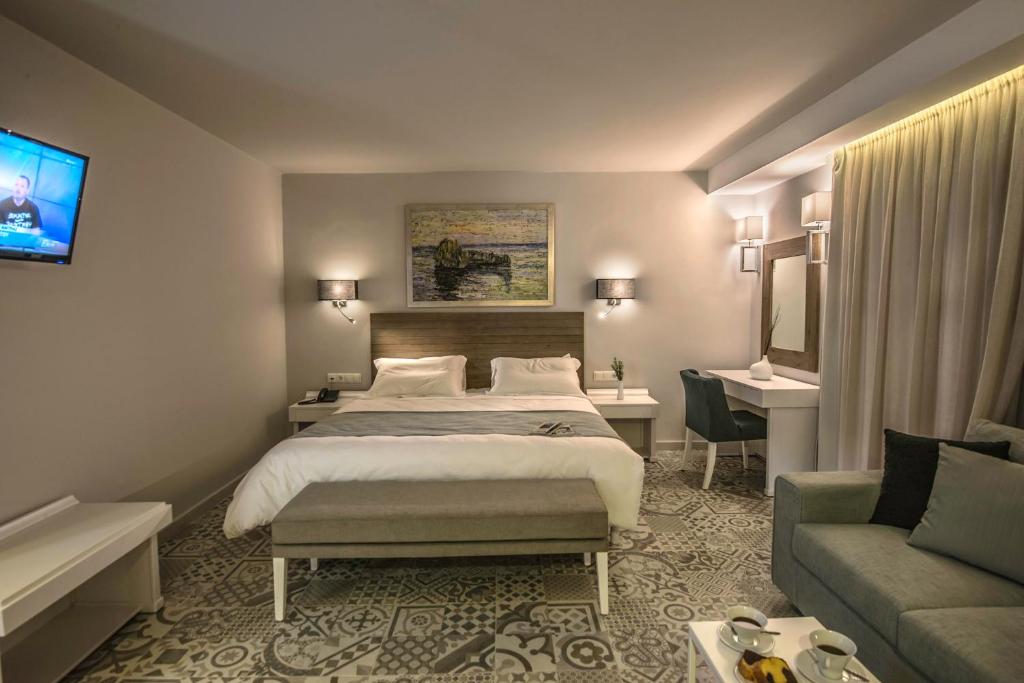 Swell Boutique Hotel - 6