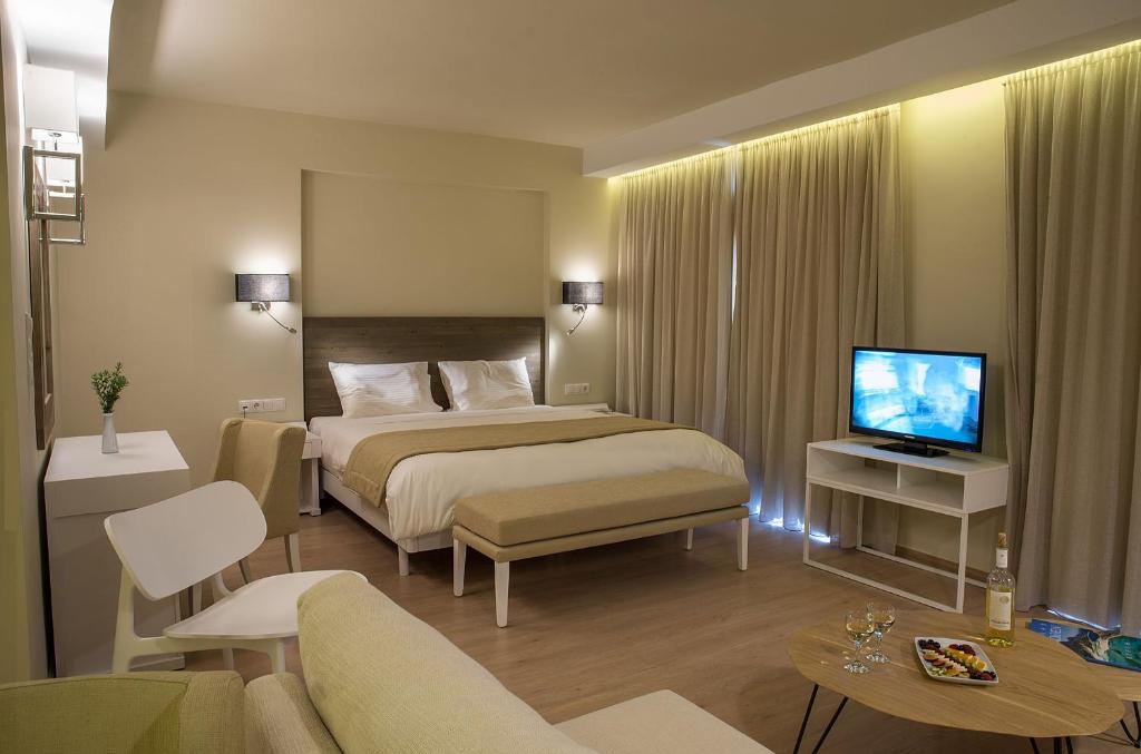 Swell Boutique Hotel - 18