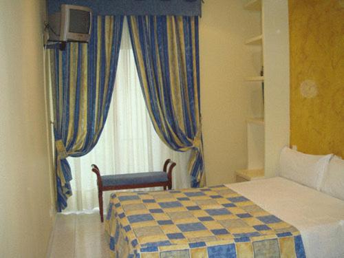 Katil atau katil-katil dalam bilik di Hostal Villamañez