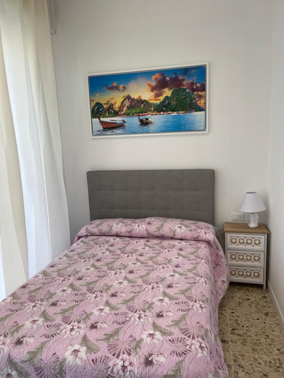 Кровать или кровати в номере Joys House