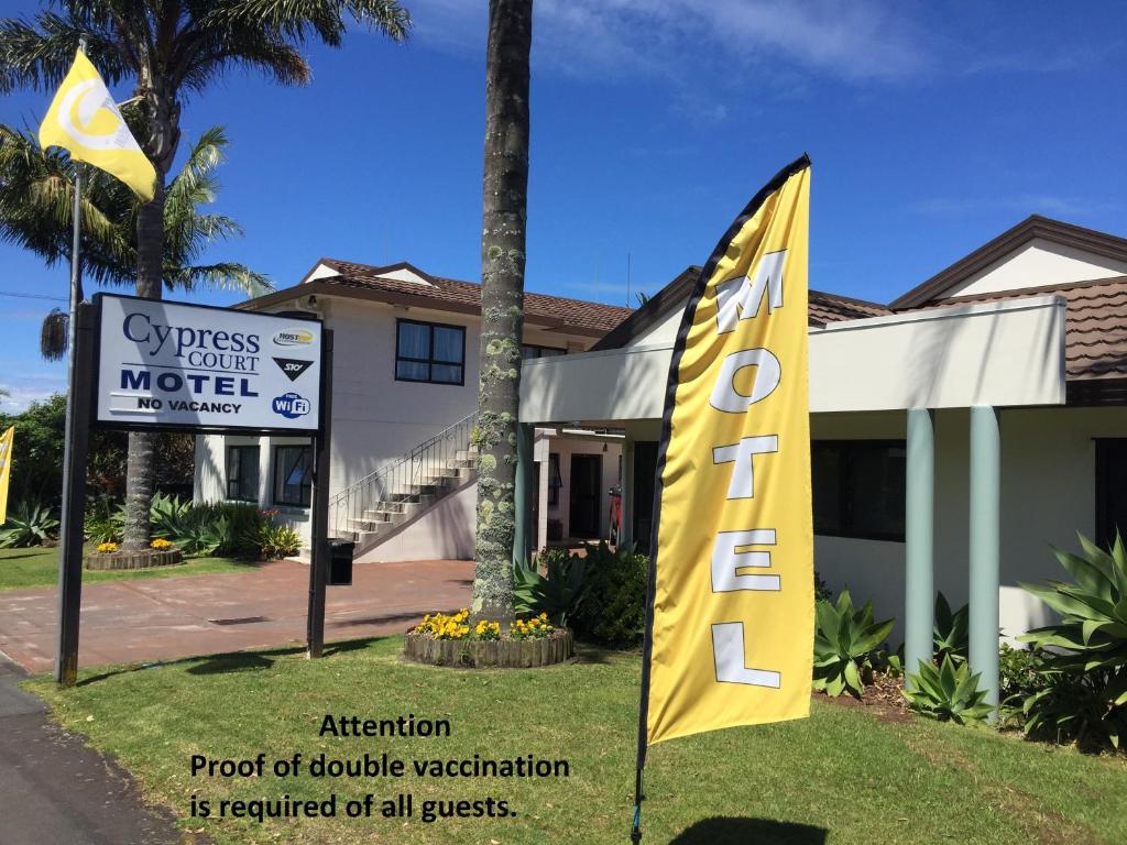 Cypress Court Motel - Resim 9