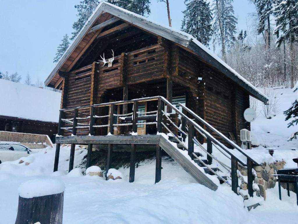 Külmamäe puhkemaja v zimě