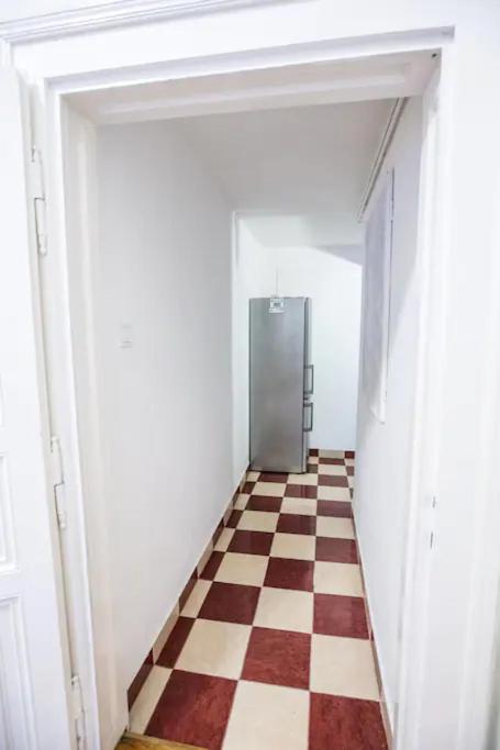 Fotografie z fotogalerie ubytování keleti apartment city center big flat bedroom private use v Budapešti