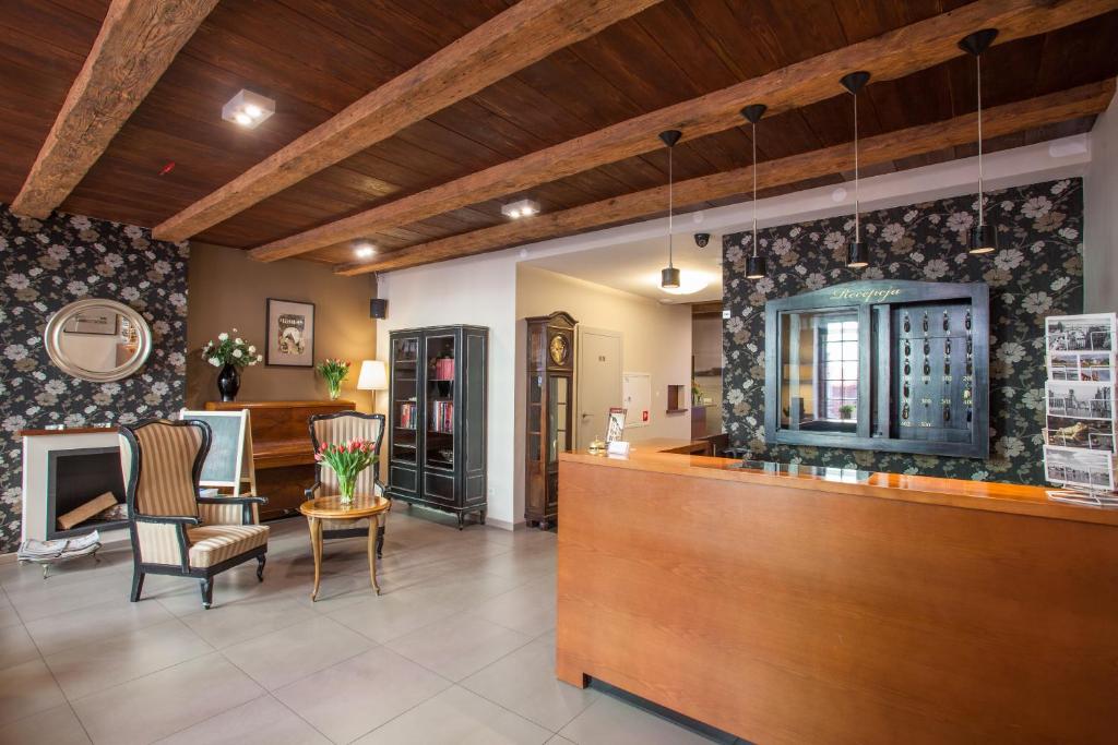 Hotel Czarna Róza - Resim 36