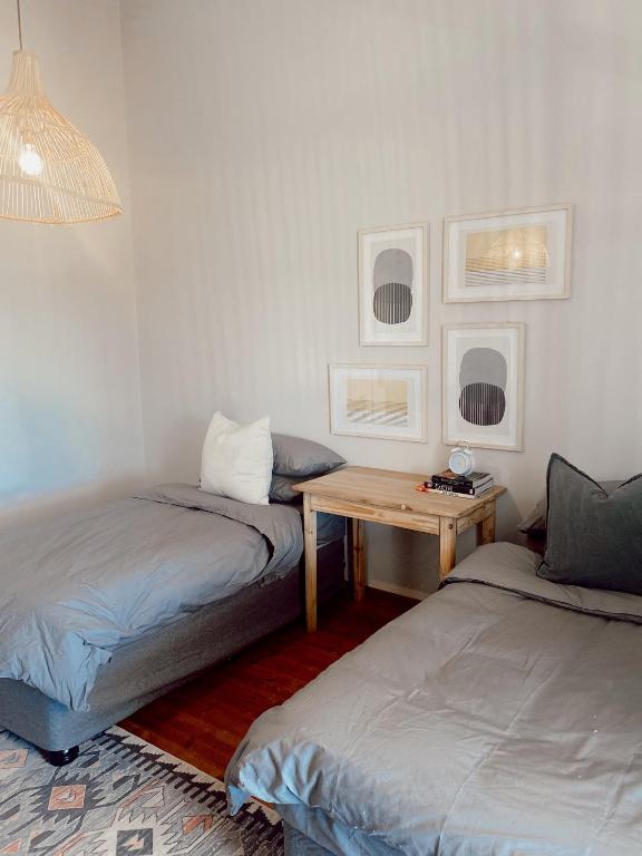 Postel nebo postele na pokoji v ubytování Britskraal Guest Farm