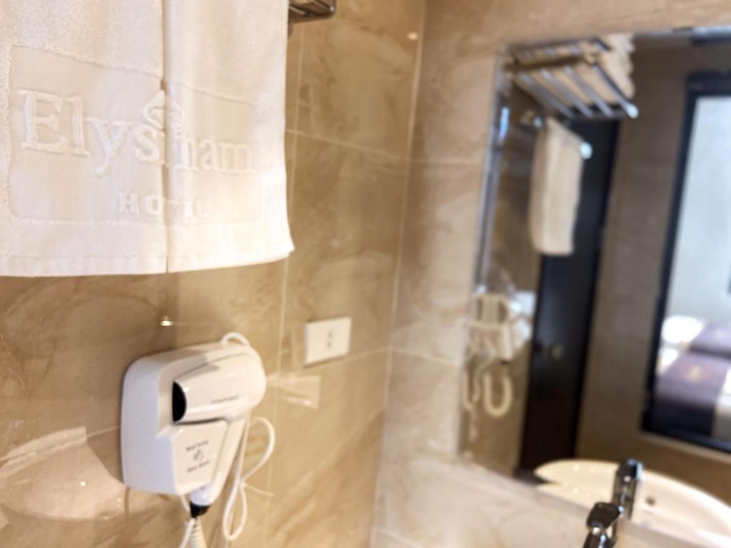 Elysinam Boutique Hotel Ha Long - 7