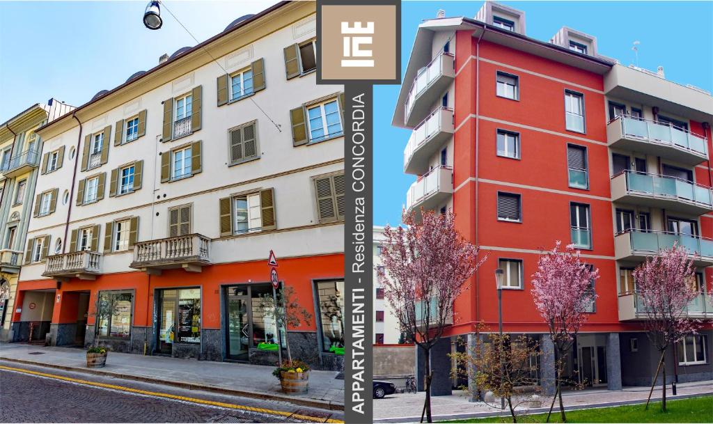 a building on the left and a building on the right at Residenza CONCORDIA in Sondrio