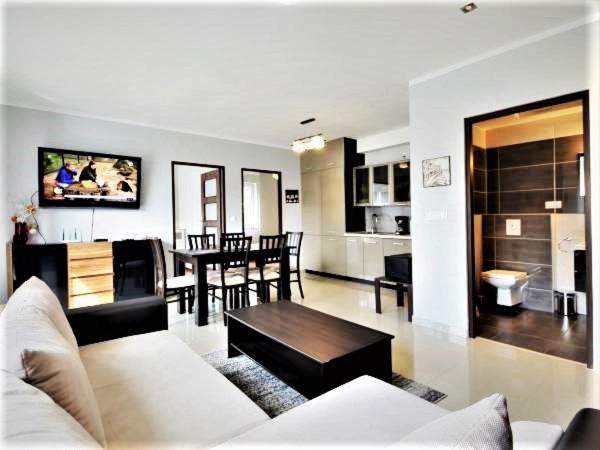 Apartamenty Superior Izery Cicha-Free Parking - 山景两卧室公寓（1 - 6名成人）