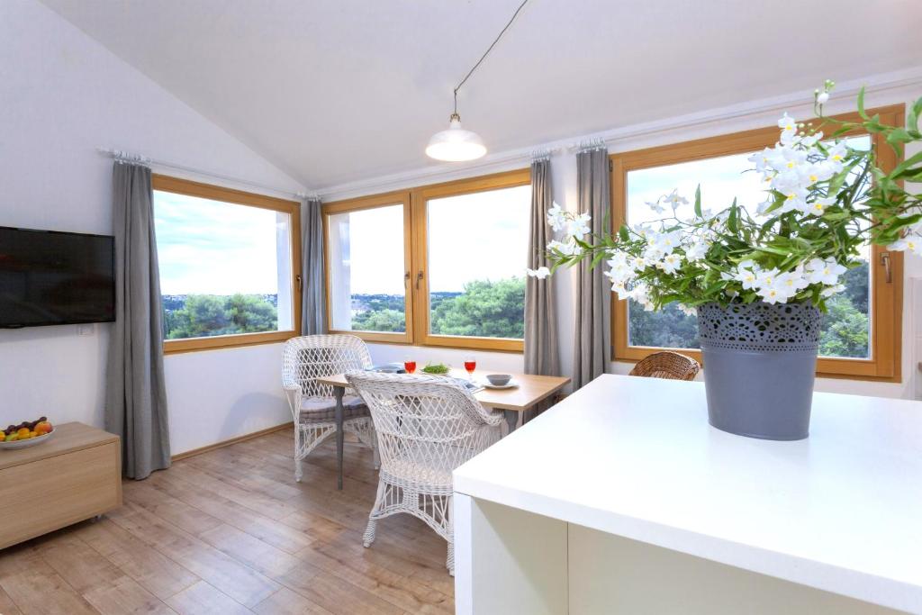 STUDIO Sea View Borik