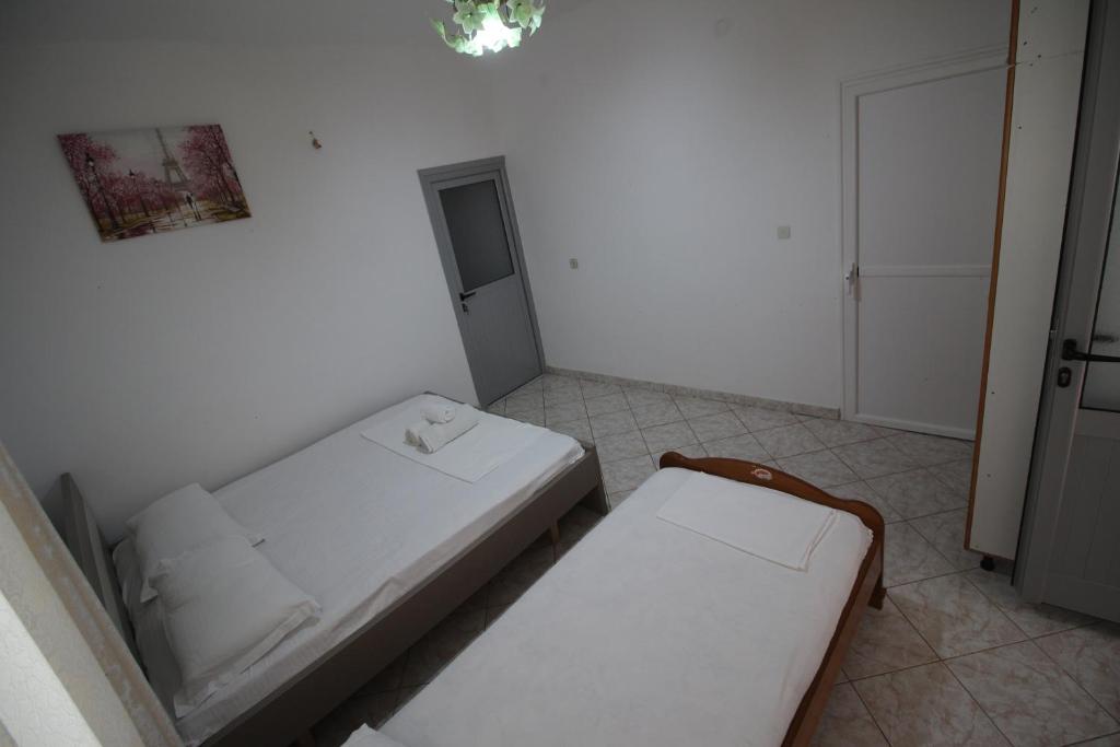 Vila Agushi - Image 9
