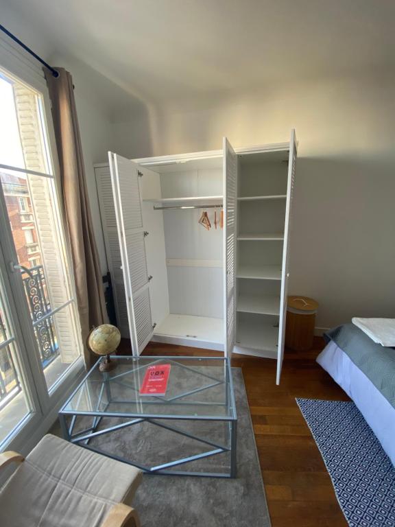 Postel nebo postele na pokoji v ubytování Chambre privative spacieuse proche de Paris centre et des sites Olympiques