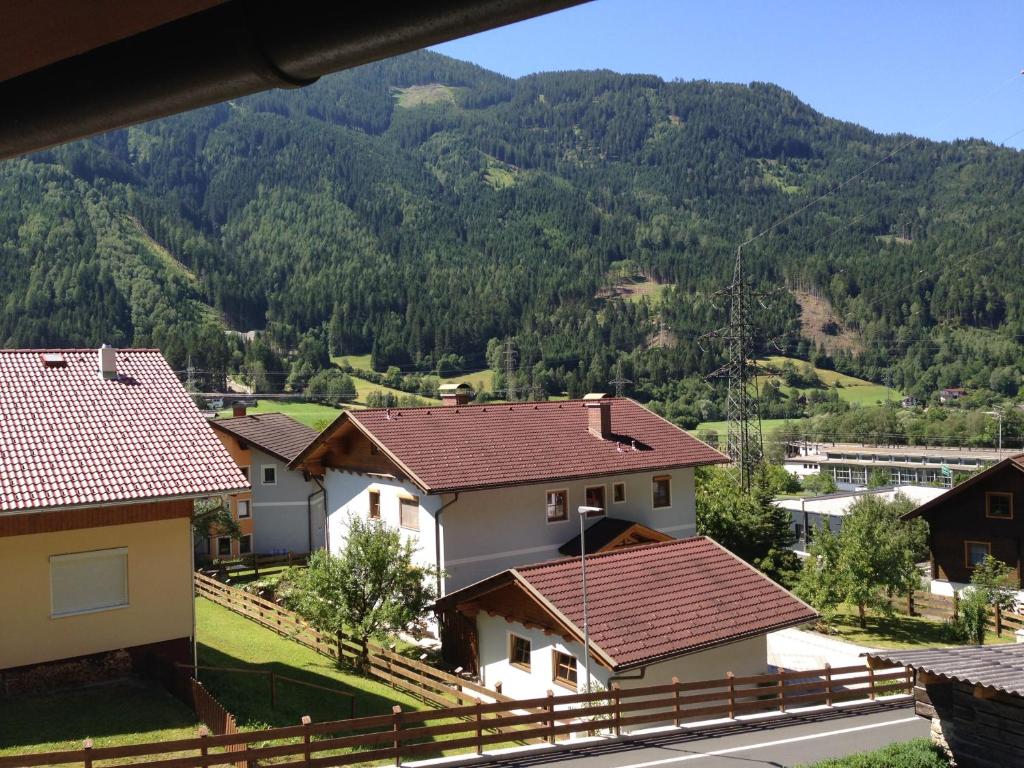 Nespecifikovaný výhled na hory nebo výhled na hory při pohledu z apartmánu
