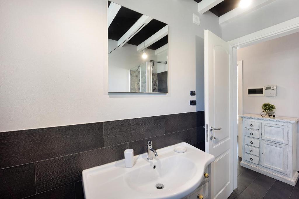 Kúpeľňa v ubytovaní Casa Girasole 600 mt dal mare