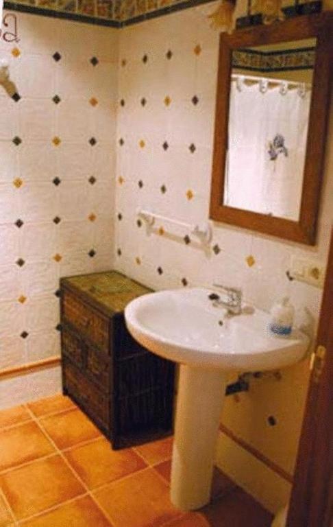 A bathroom at Casa Rural Morada Maragata