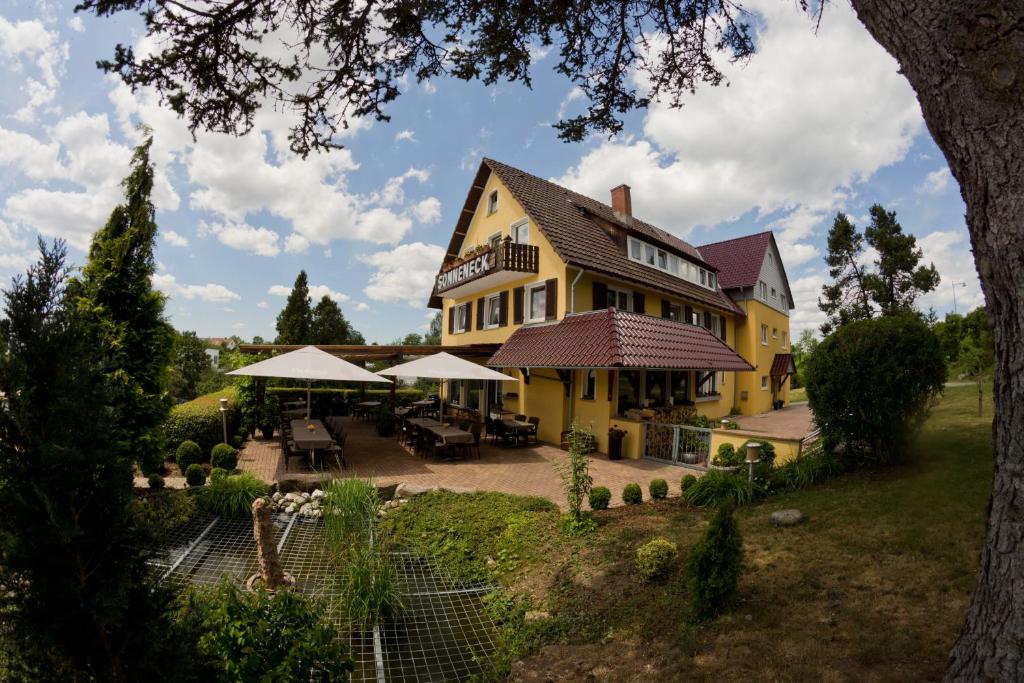 Budova, v ktorej sa hotel nachádza