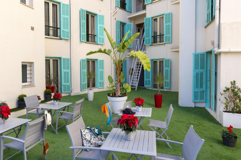 Zahrada ubytování Hôtel Locarno Nice