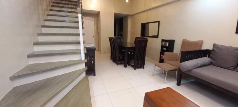 Istumisnurk majutusasutuses Pico De Loro 2BR