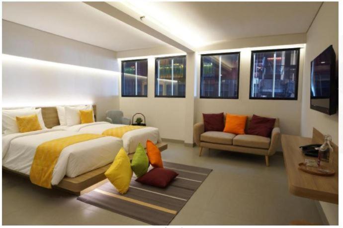 Qubika Boutique Hotel - Suite Met Twee Eenpersoonsbedden