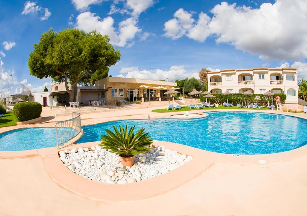 Apartamentos Sol Romántica by DOT Suites, Cala Romàntica ...