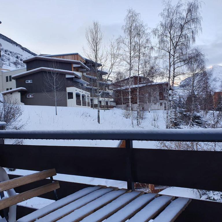 Appartement cosy 4 personnes charme estival à la montagne v zimě