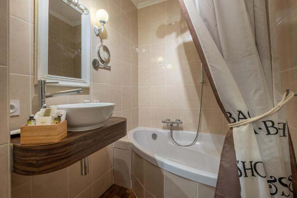 Logis Le Fleuray - Junior Suite
