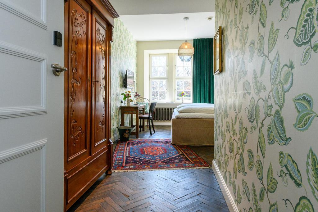 Postel nebo postele na pokoji v ubytování Renthof Kassel