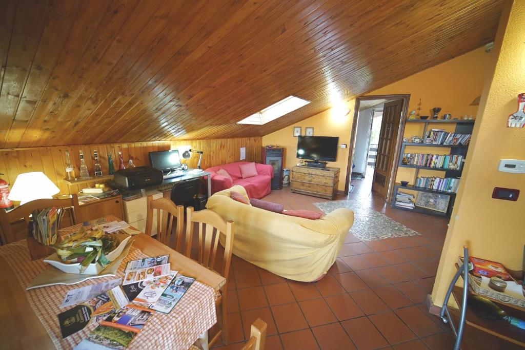Część wypoczynkowa w obiekcie Etna Rooftop Apartment