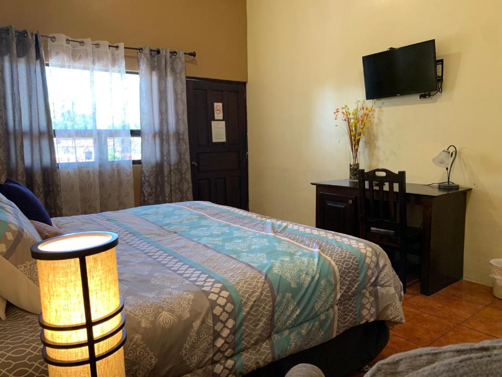 Zafra Hotel - King Room