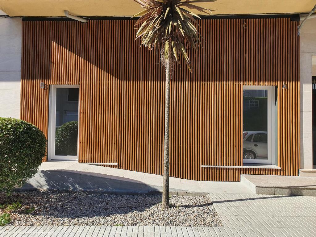 REDONDELA APARTMENTS - Bedroom, Bathroom & Kitchen - 14