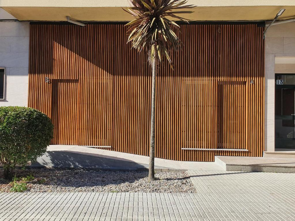 REDONDELA APARTMENTS - Bedroom, Bathroom & Kitchen - 15