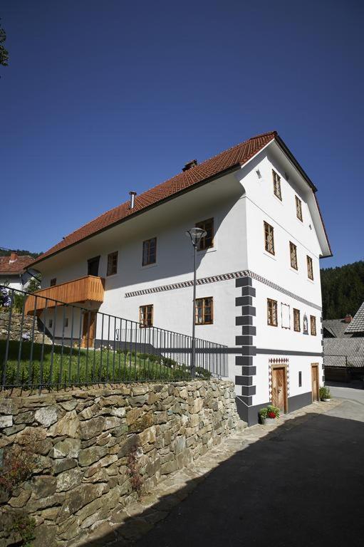 Fotografie z fotogalerie ubytování Juvanova hiša (all house) v destinaci Luče