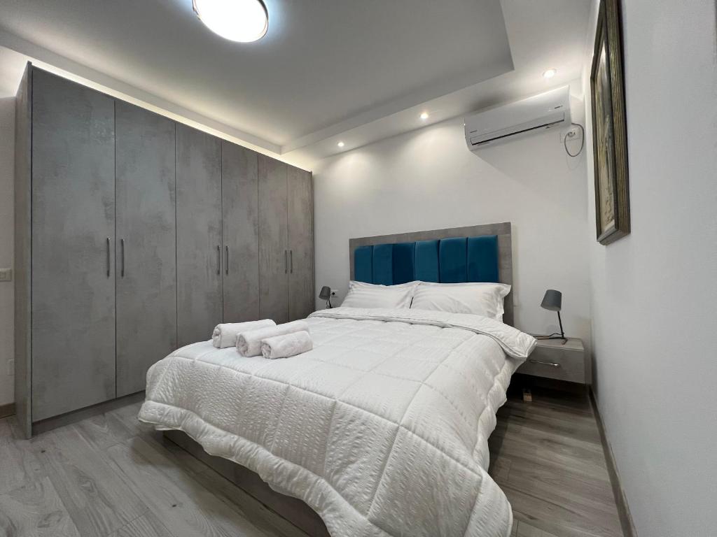 Apartment Tirana on Myslym Shyri - Image 7