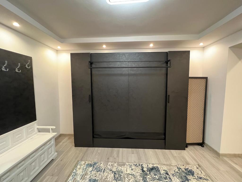 Apartment Tirana on Myslym Shyri - Image 12
