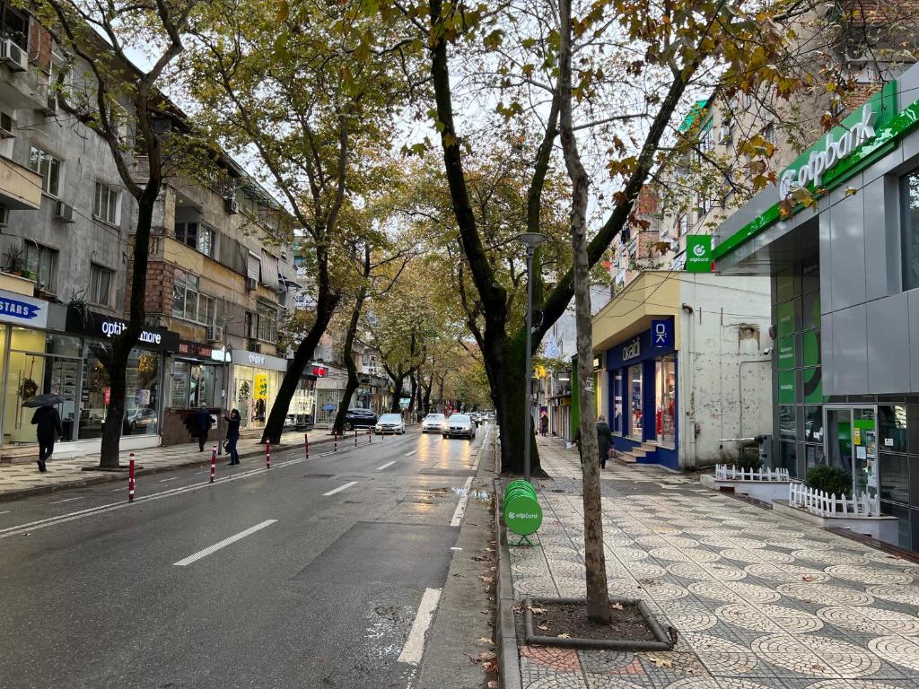 Apartment Tirana on Myslym Shyri - Image 6